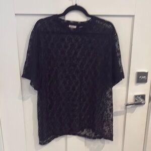 LOGO 7 Black Lace Short Sleeve Top